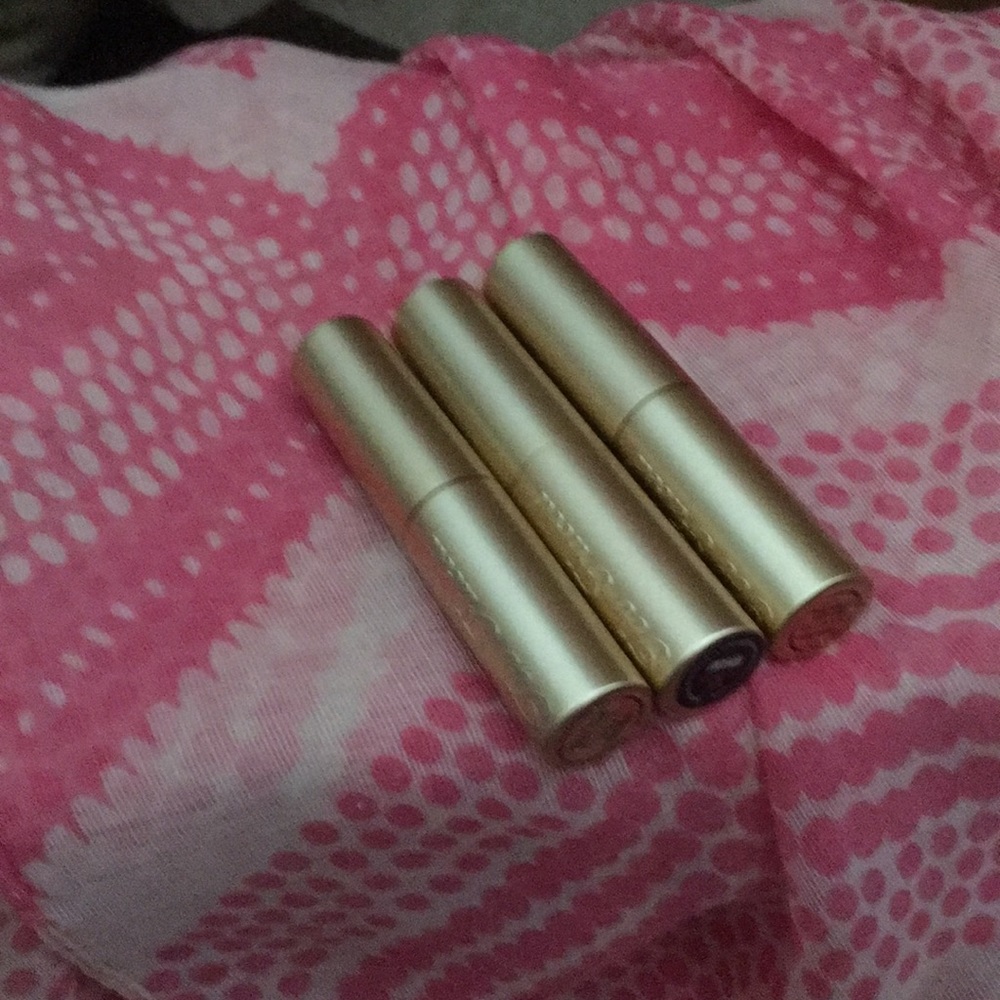 Too faced lipstick bundle
